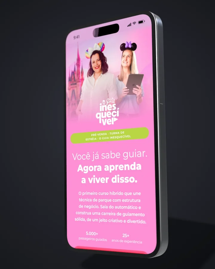 Site O Guia Inesquecível aberto em um celular